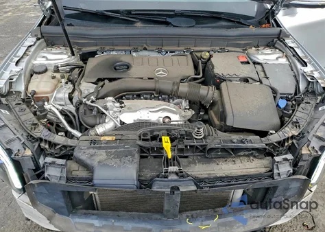 2021 Mercedes-Benz Glb 250 4Matic z USA, uszkodzony, nr VIN W1N4M4HB0MW114983